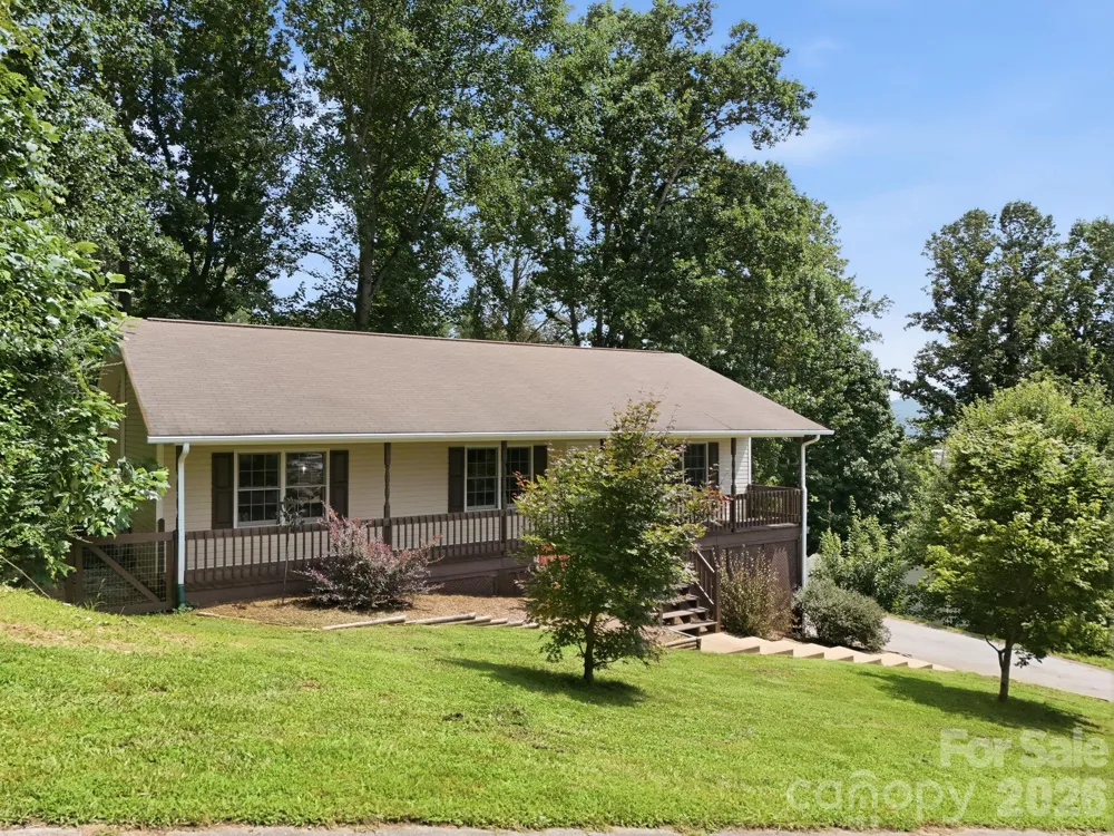 16 Westwood Drive Candler, NC 28715