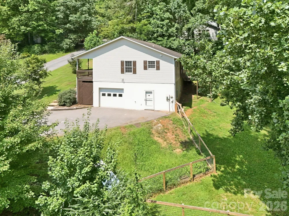 16 Westwood Drive Candler, NC 28715