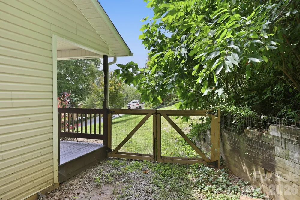 16 Westwood Drive Candler, NC 28715