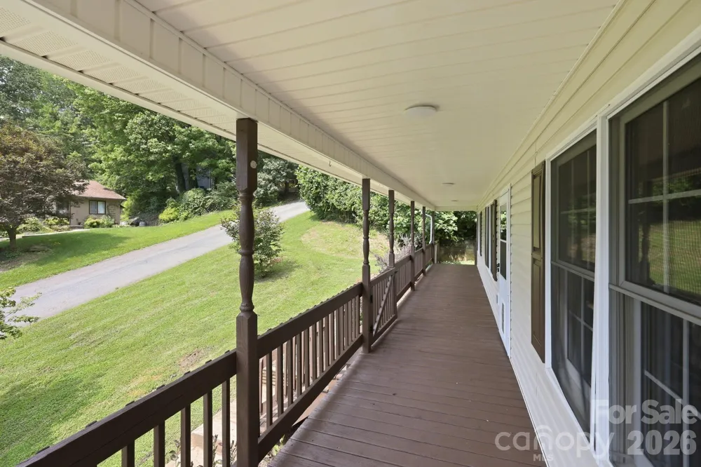 16 Westwood Drive Candler, NC 28715