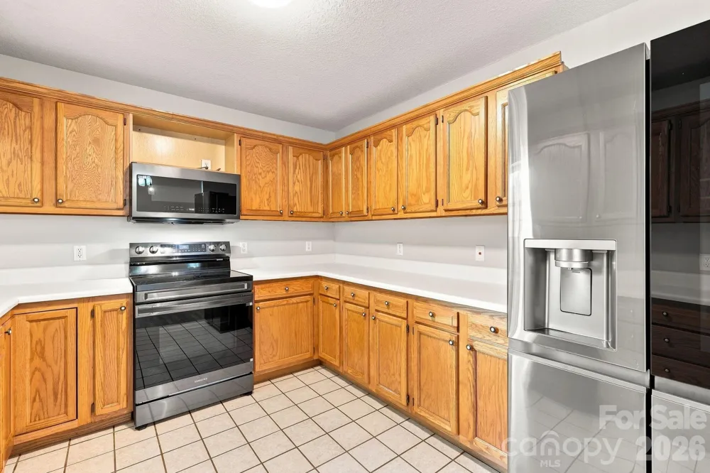 16 Westwood Drive Candler, NC 28715