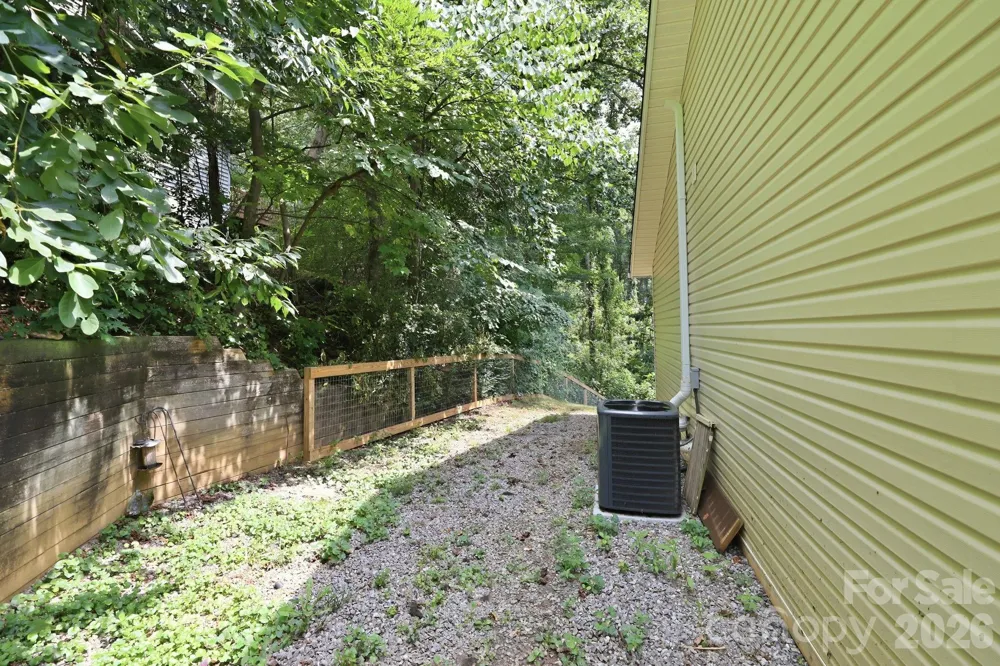 16 Westwood Drive Candler, NC 28715