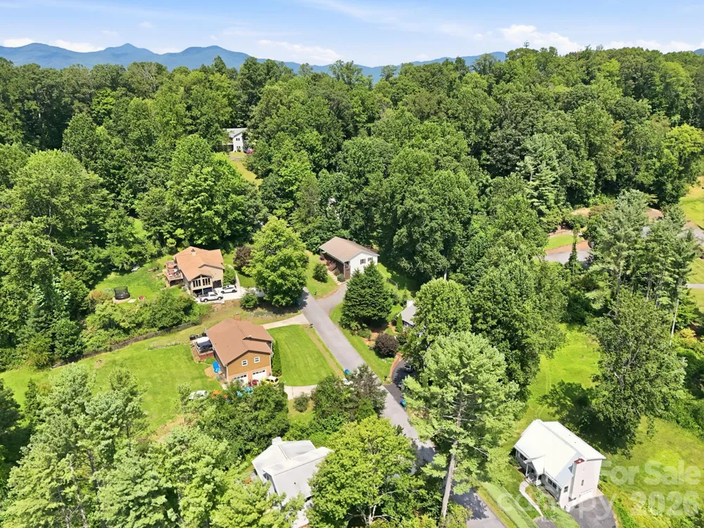 16 Westwood Drive Candler, NC 28715