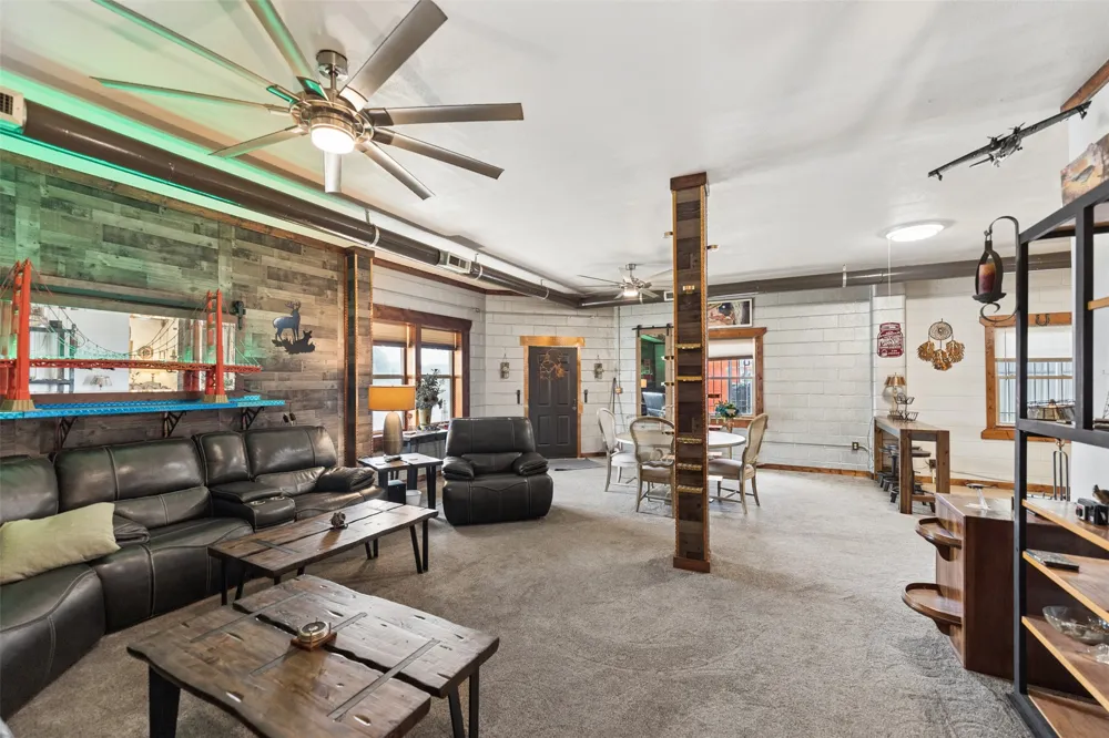 6205 E Tecumseh Street Tulsa, OK 74115