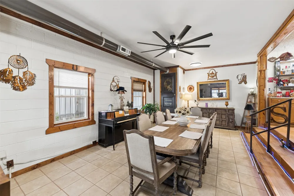 6205 E Tecumseh Street Tulsa, OK 74115