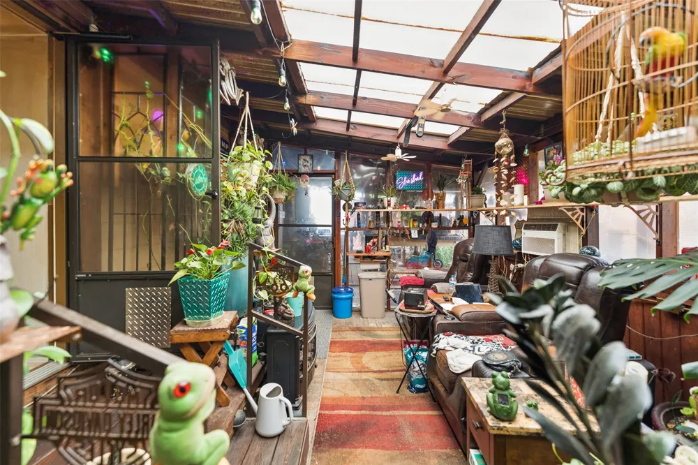 6205 E Tecumseh Street Tulsa, OK 74115