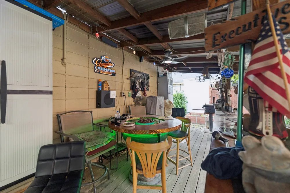 6205 E Tecumseh Street Tulsa, OK 74115