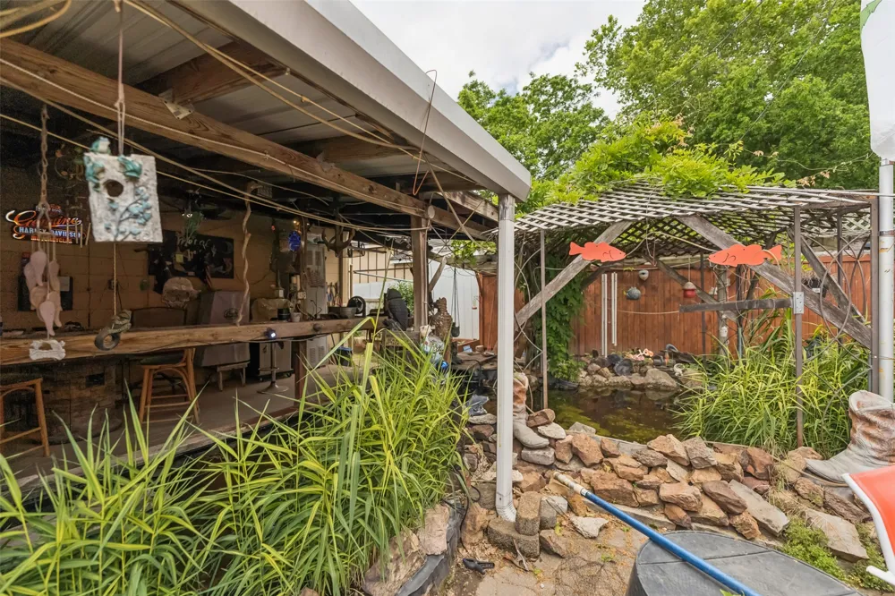 6205 E Tecumseh Street Tulsa, OK 74115