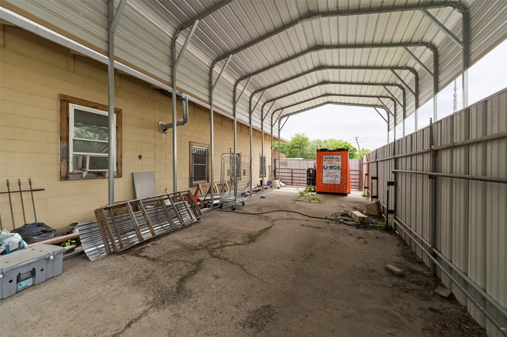 6205 E Tecumseh Street Tulsa, OK 74115