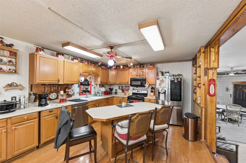 6205 E Tecumseh Street Tulsa, OK 74115
