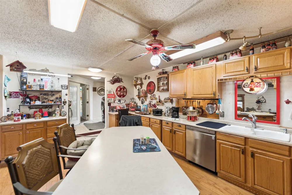 6205 E Tecumseh Street Tulsa, OK 74115