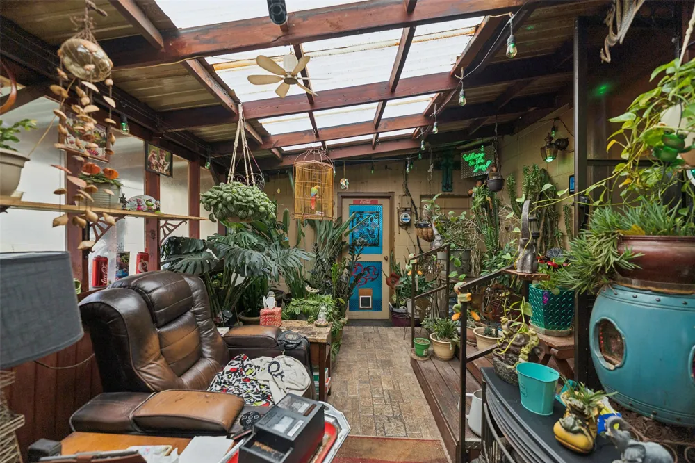 6205 E Tecumseh Street Tulsa, OK 74115