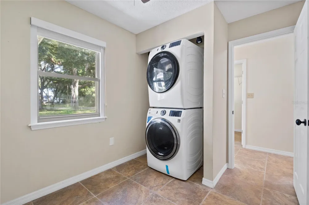 7838 SLOEWOOD DRIVE Mount Dora, FL 32757