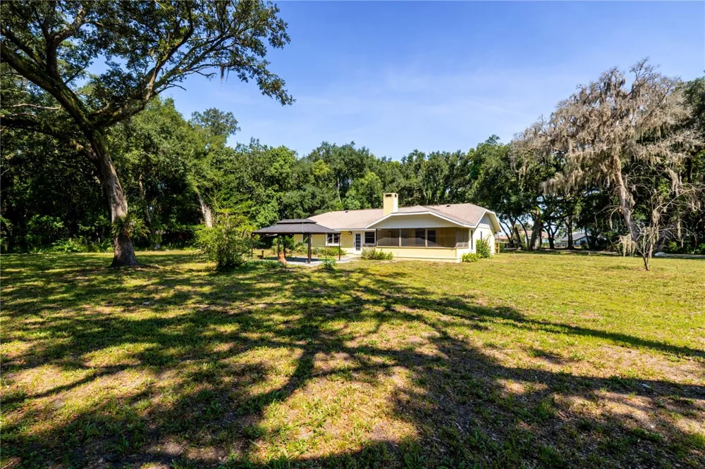 7838 SLOEWOOD DRIVE Mount Dora, FL 32757