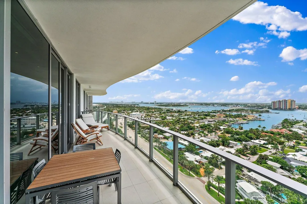 3100 Ocean Drive #1906 Singer Island, FL 33404