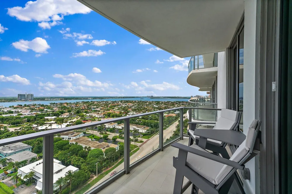 3100 Ocean Drive #1906 Singer Island, FL 33404