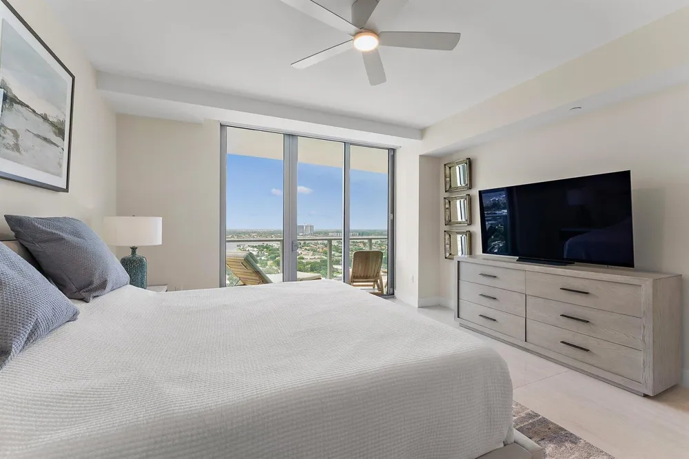3100 Ocean Drive #1906 Singer Island, FL 33404