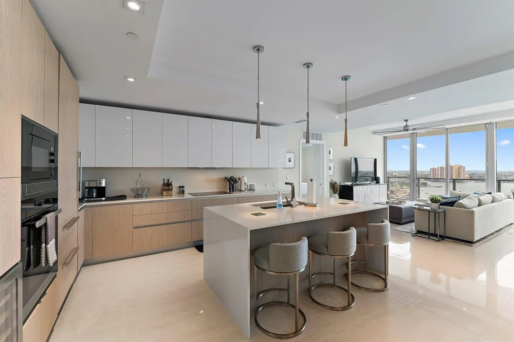 3100 Ocean Drive #1906 Singer Island, FL 33404