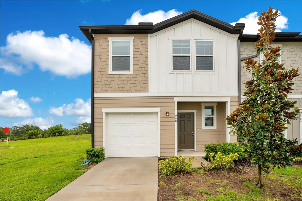 1068 APPLETON STREET Davenport, FL 33837