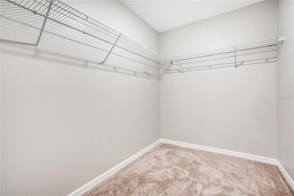 1068 APPLETON STREET Davenport, FL 33837