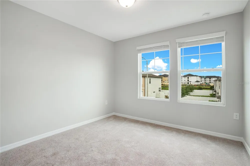 1068 APPLETON STREET Davenport, FL 33837