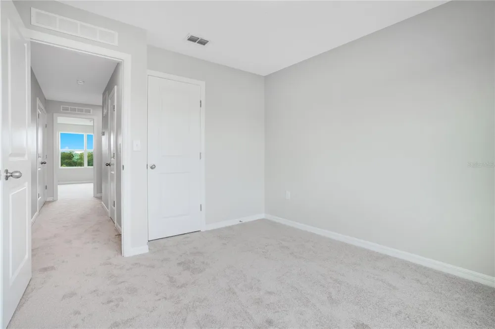 1068 APPLETON STREET Davenport, FL 33837