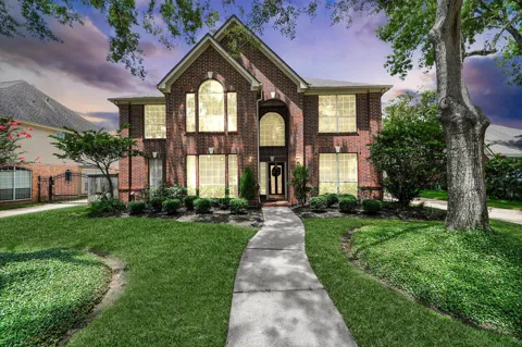 7015 Morningside Drive