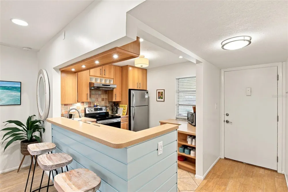3868 CATALINA DRIVE Bradenton, FL 34210