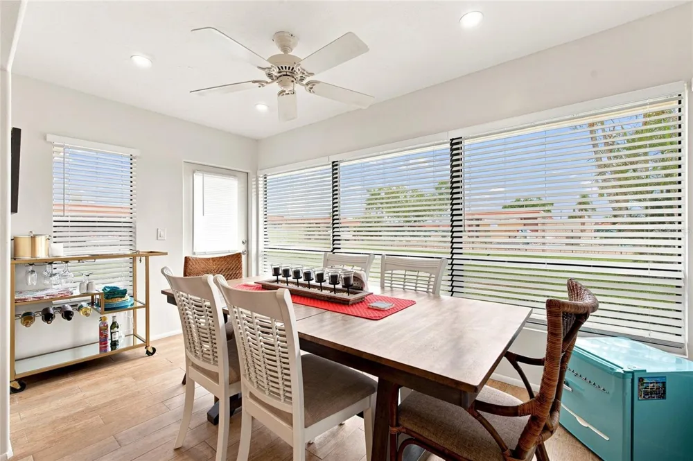 3868 CATALINA DRIVE Bradenton, FL 34210