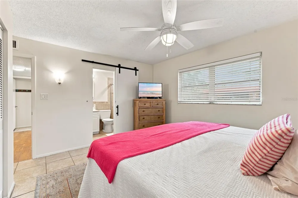 3868 CATALINA DRIVE Bradenton, FL 34210