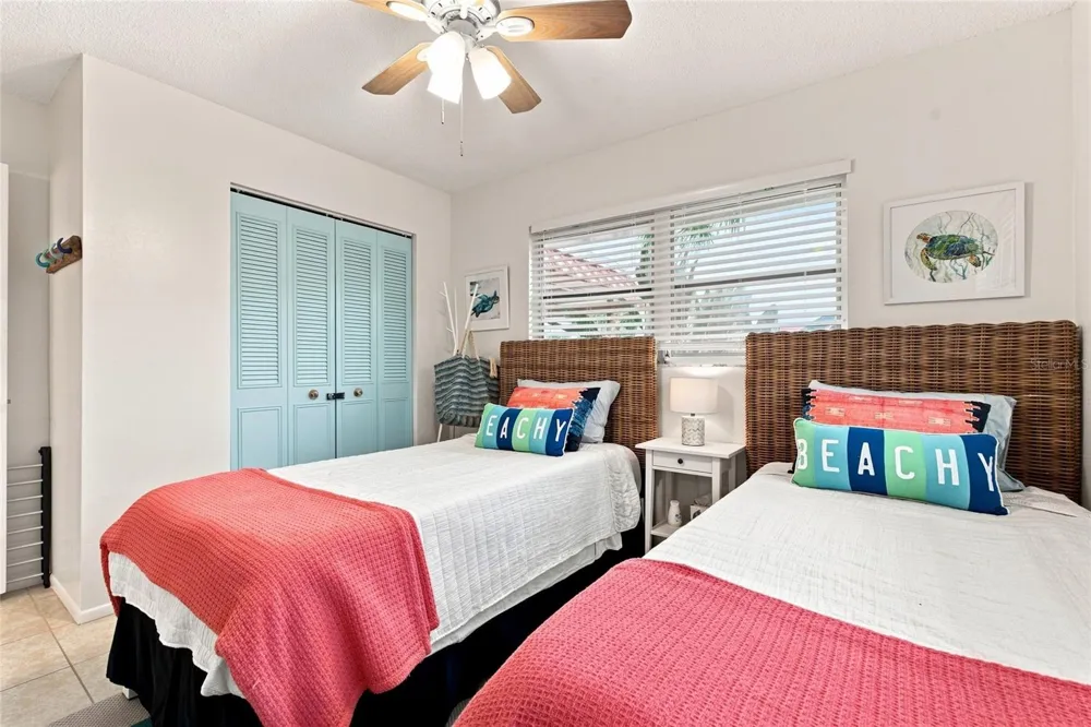 3868 CATALINA DRIVE Bradenton, FL 34210