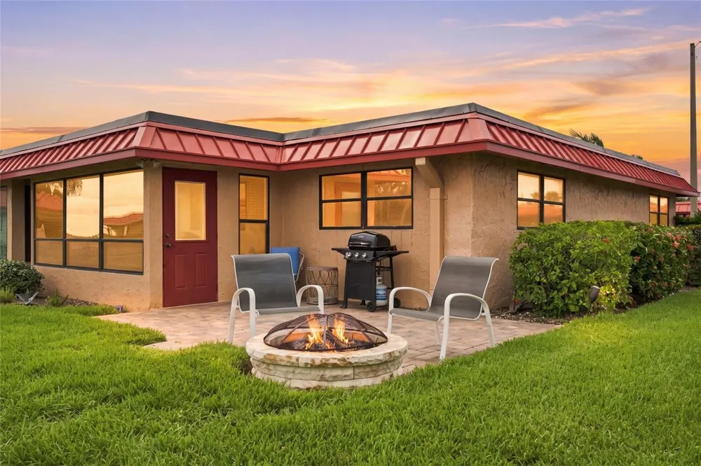 3868 CATALINA DRIVE Bradenton, FL 34210