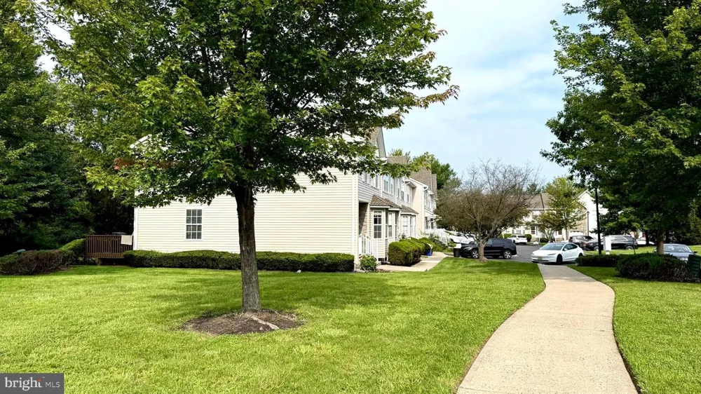 7 JILL COURT Somerset, NJ 08873
