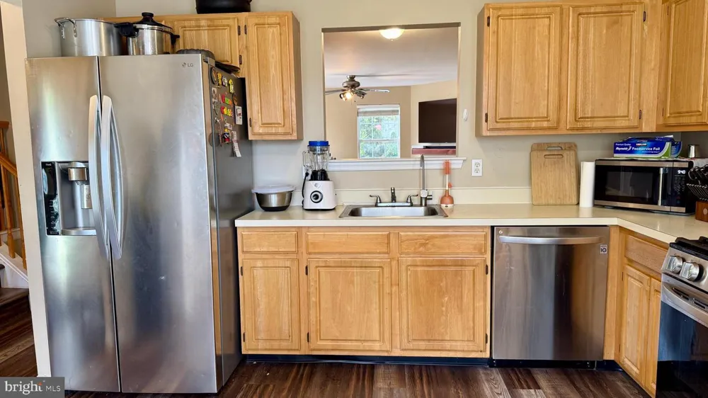 7 JILL COURT Somerset, NJ 08873
