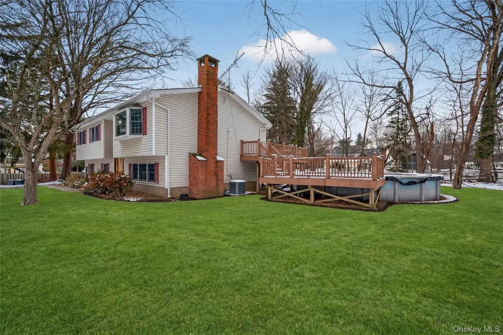 12 Spruce Court Nanuet, NY 10954