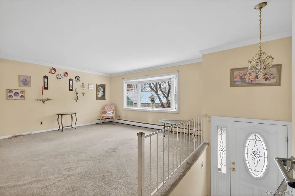 12 Spruce Court Nanuet, NY 10954