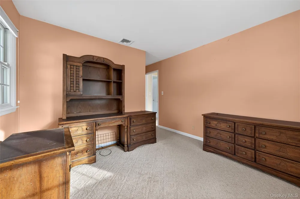12 Spruce Court Nanuet, NY 10954
