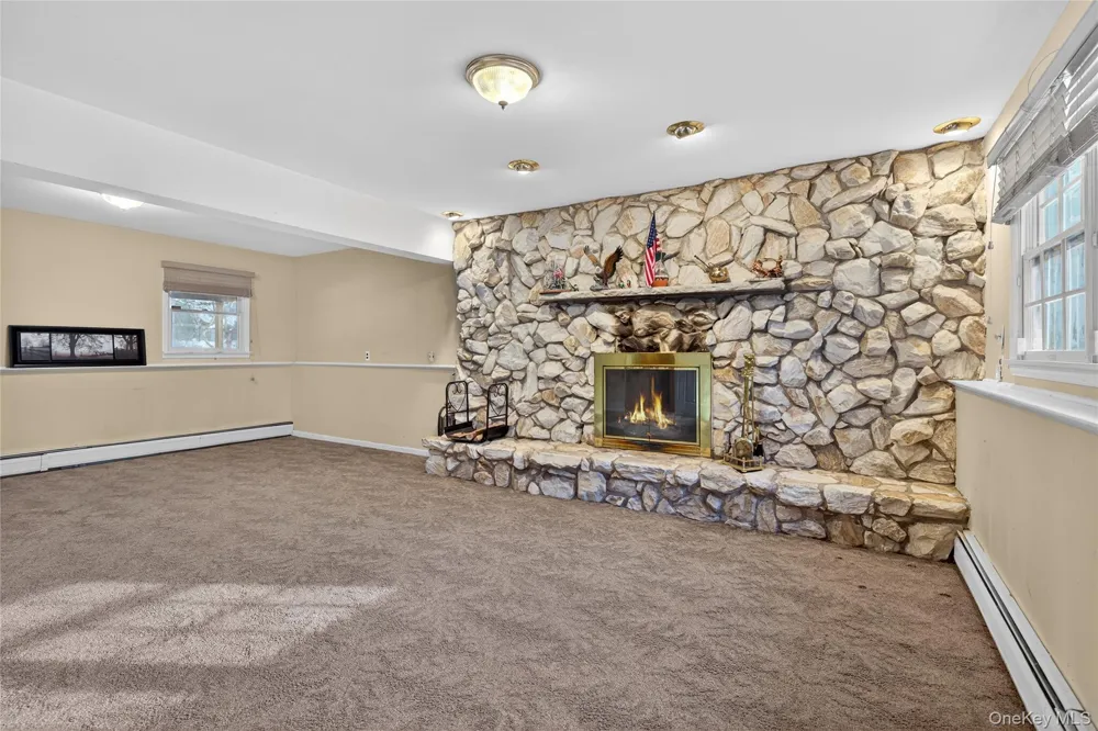 12 Spruce Court Nanuet, NY 10954