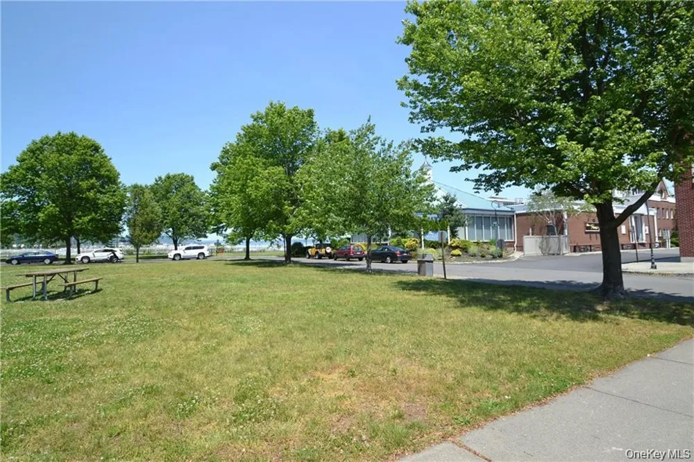 318 Harbor Cove #318 Piermont, NY 10968