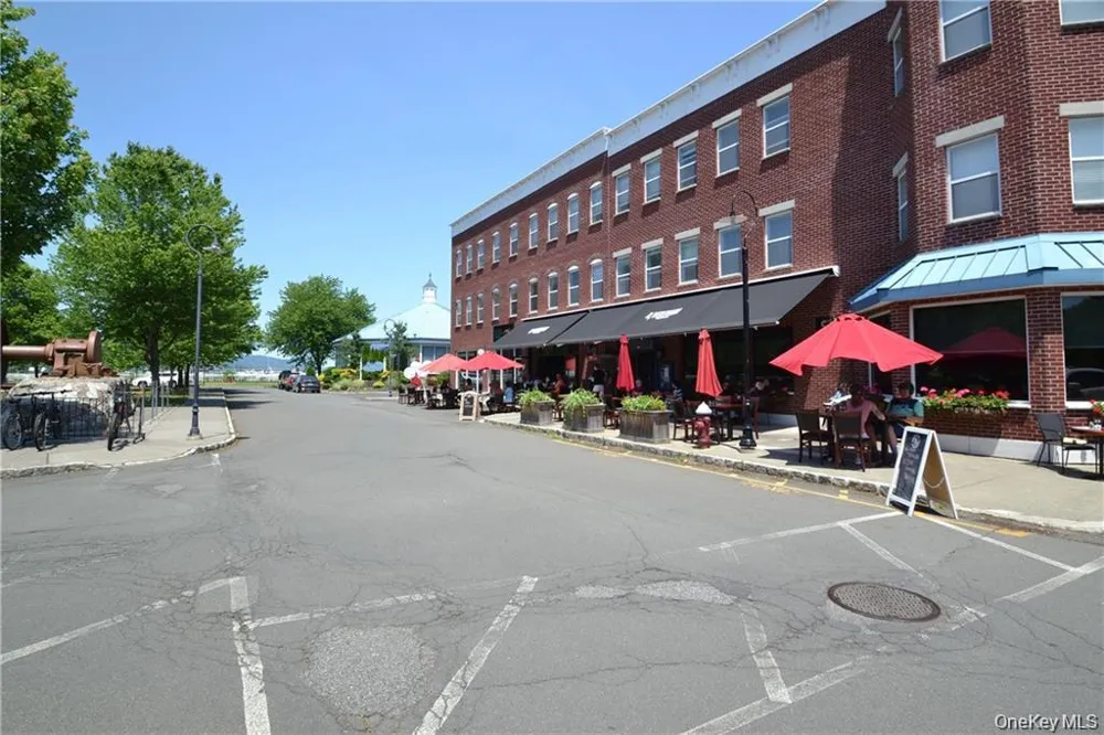 318 Harbor Cove #318 Piermont, NY 10968