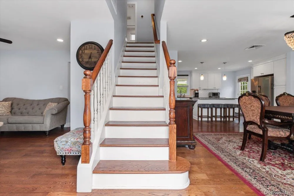 177 Queens Avenue Massapequa, NY 11758
