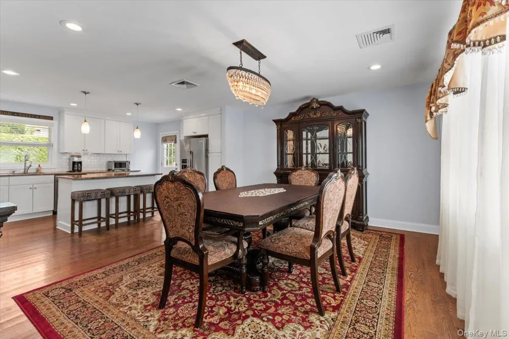 177 Queens Avenue Massapequa, NY 11758
