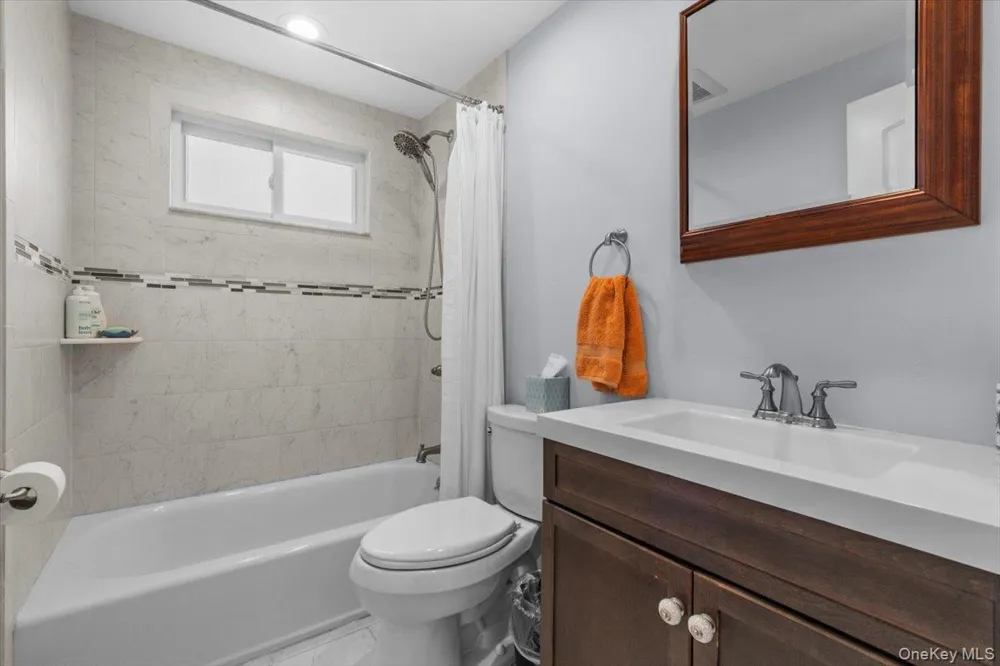 177 Queens Avenue Massapequa, NY 11758