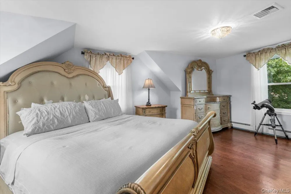177 Queens Avenue Massapequa, NY 11758