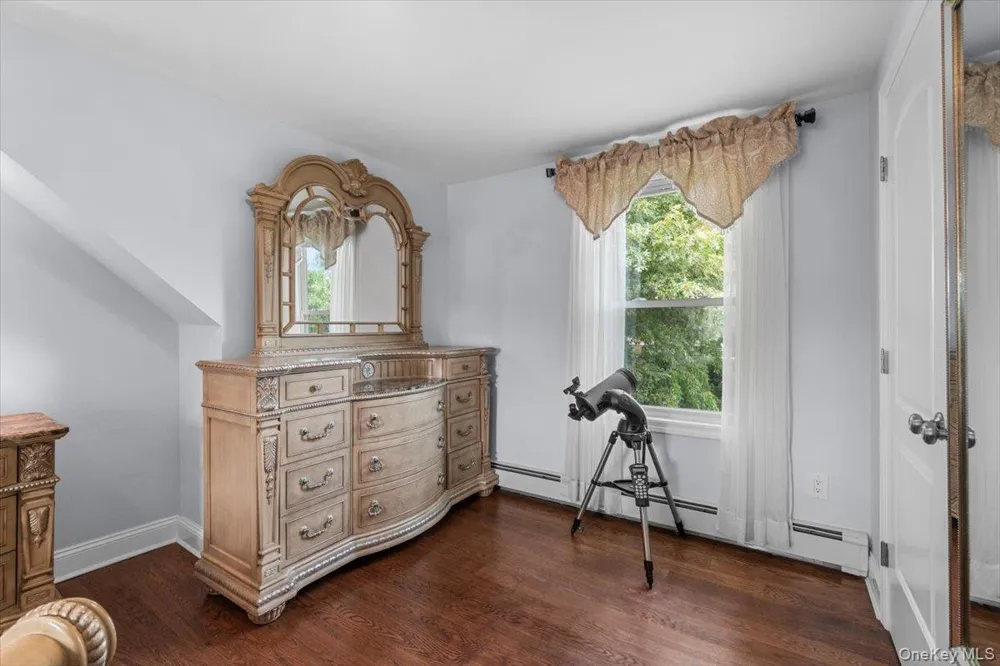 177 Queens Avenue Massapequa, NY 11758