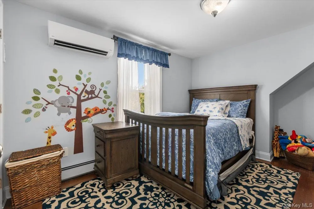 177 Queens Avenue Massapequa, NY 11758