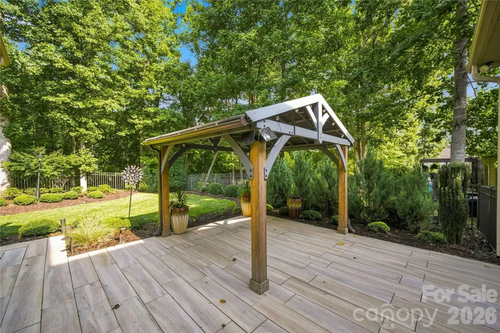 2455 Shiny Leaf Drive Denver, NC 28037