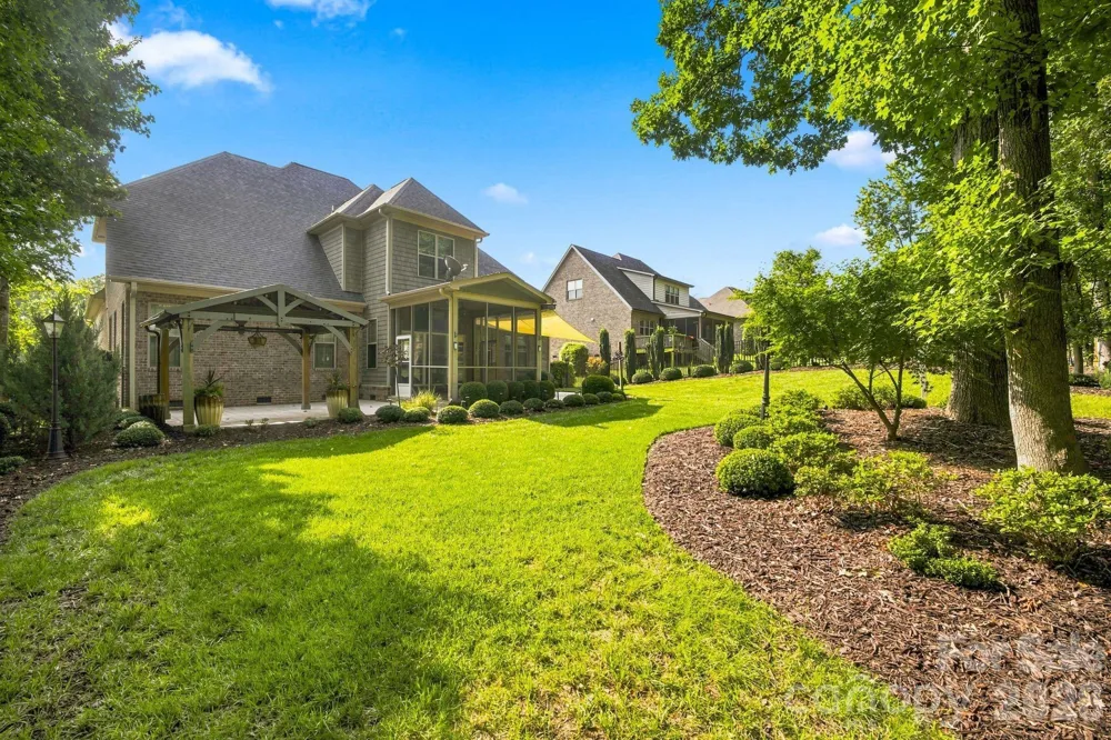 2455 Shiny Leaf Drive Denver, NC 28037