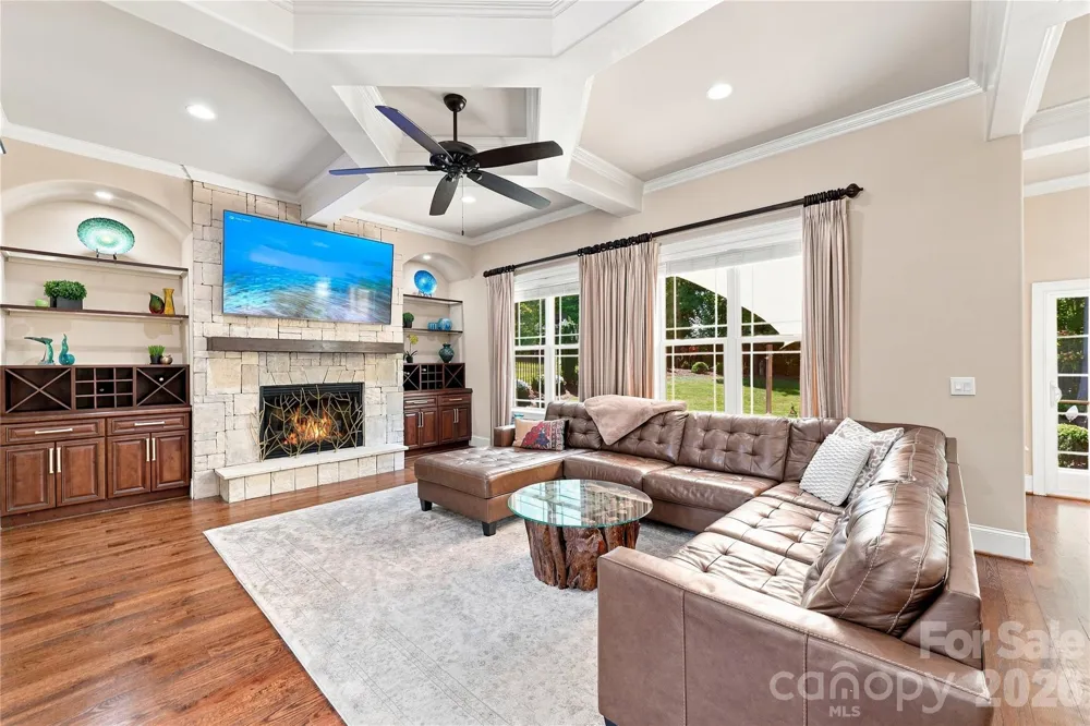 2455 Shiny Leaf Drive Denver, NC 28037