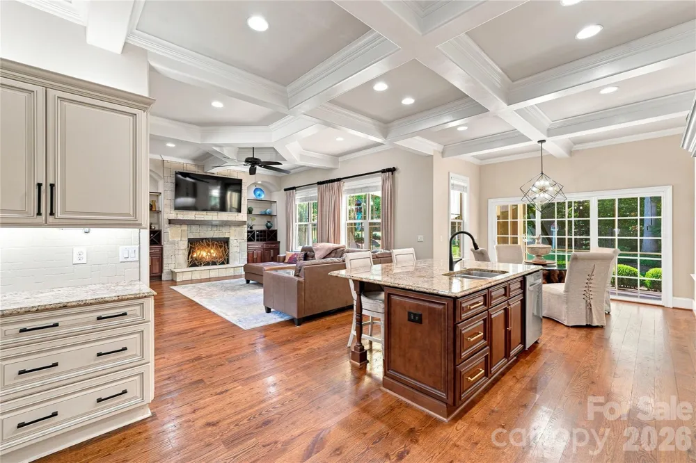 2455 Shiny Leaf Drive Denver, NC 28037